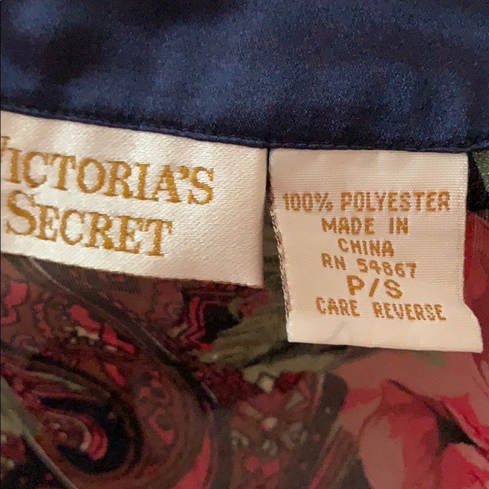 💥Victoria’s Secret Robe- Size P/S💥 - Picture 7 of 7